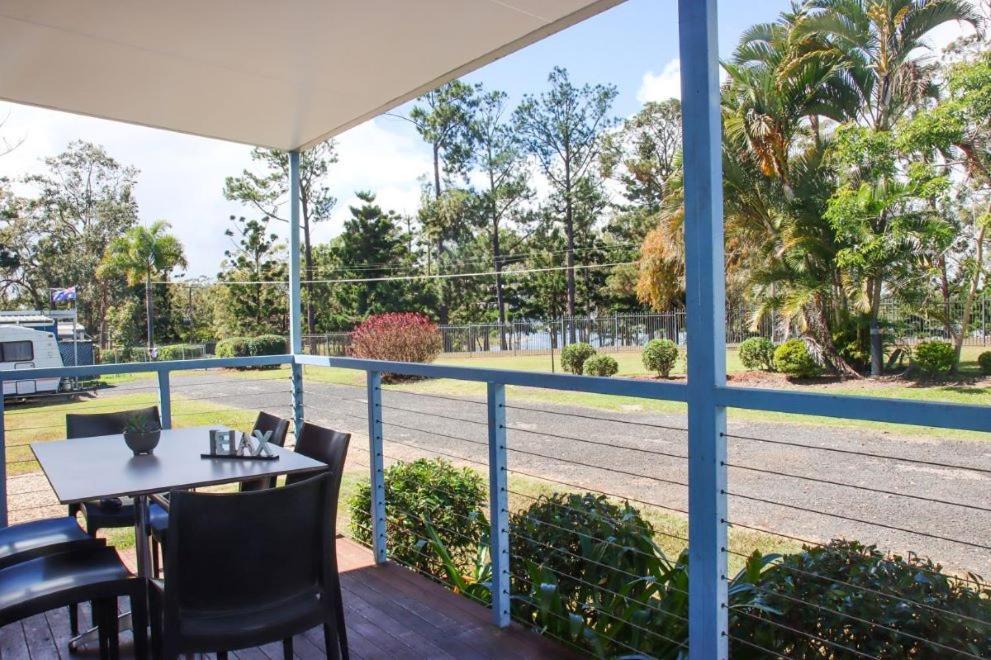 Lake Tinaroo Holiday Park Zewnętrze zdjęcie
